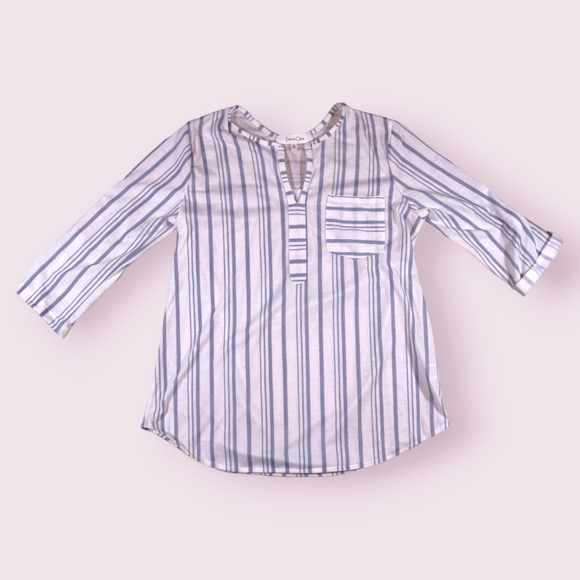 Eden & Olivia Tops - Eden & Olivia Anthropologie V Neck Stripped Pull Over Shirt Womens Size Small